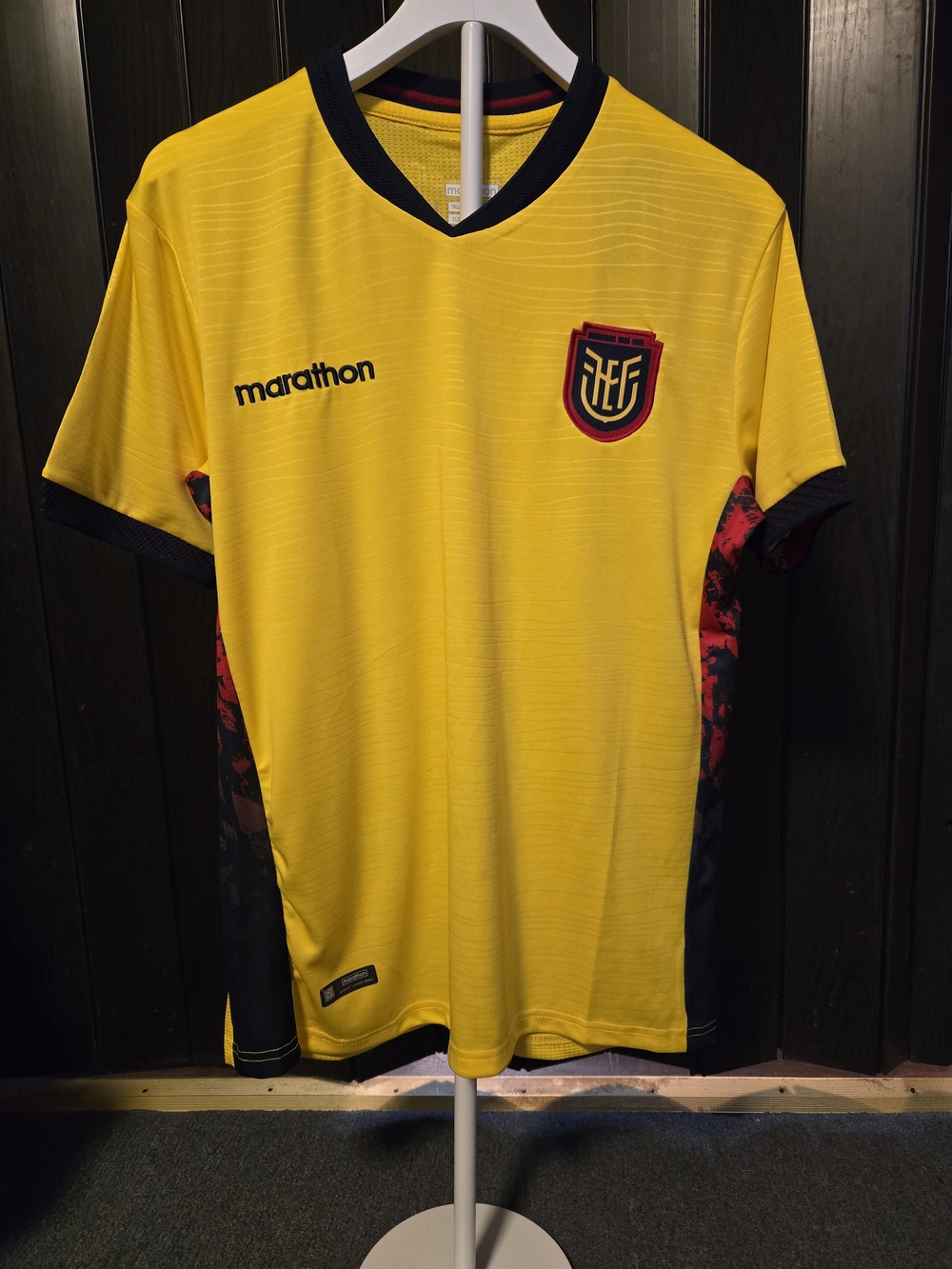 Ecuador Home  Soccer Jersey World Cup 2026